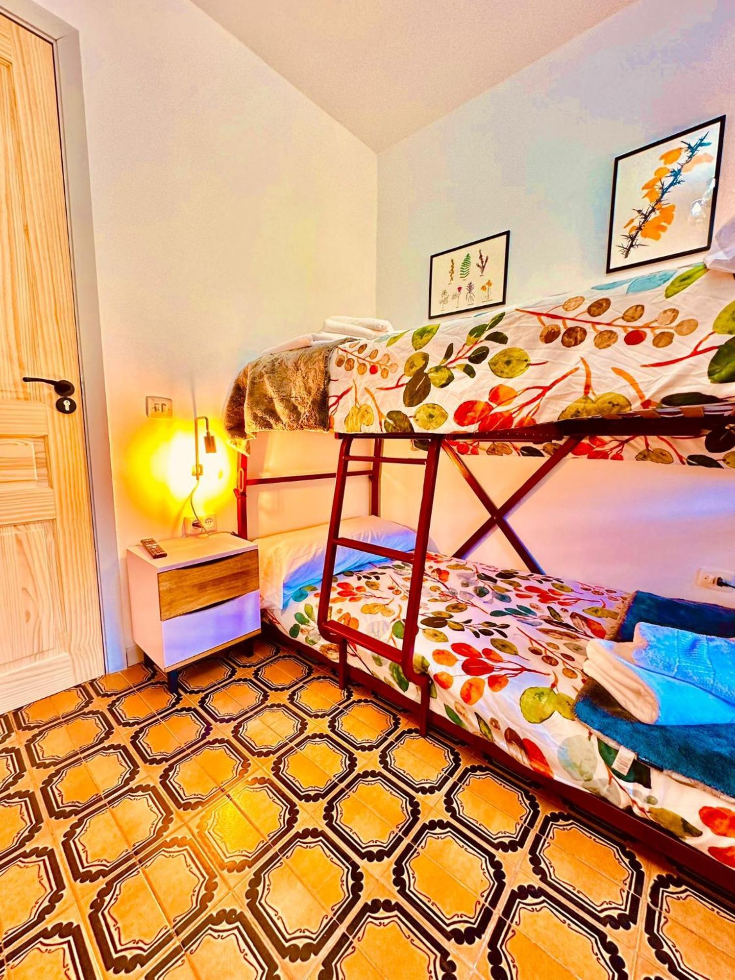 דירות סנטיאגו דה קומפוסטלה A Casa Da Parrula מראה חיצוני תמונה